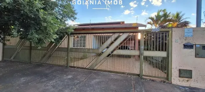 Casa 4 quartos com 451 de terreno no Jardim Europa