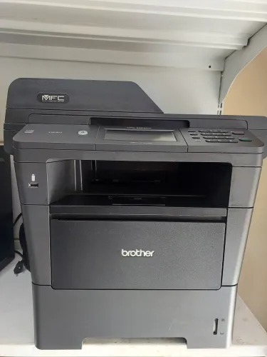 Impressora multifuncional,  marca brother modelo mfc 8952dw