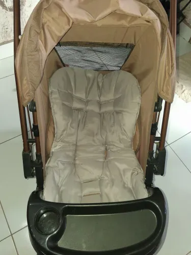 Carrinho de passeio Galzerano, acompanha ( almofada e mosqueteiro)