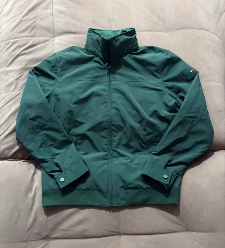 Velejador Tommy Hilfiger