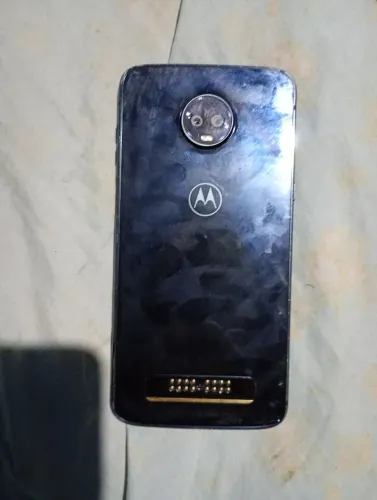 Celular moto z3 com snap projetor em perfeito estado