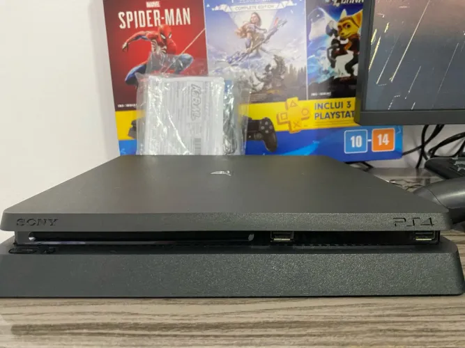 Ps4 slim 1TB C/NF ACEITO IPHONE