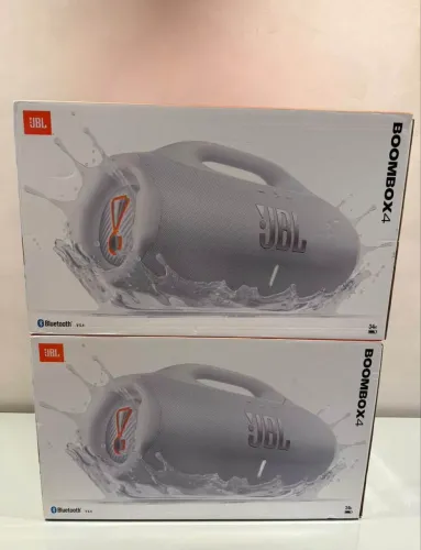 JBL Boombox 4 branca