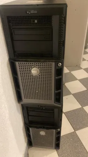lote com 2 Dell Power Edge 1900 1tb e dual-xenon