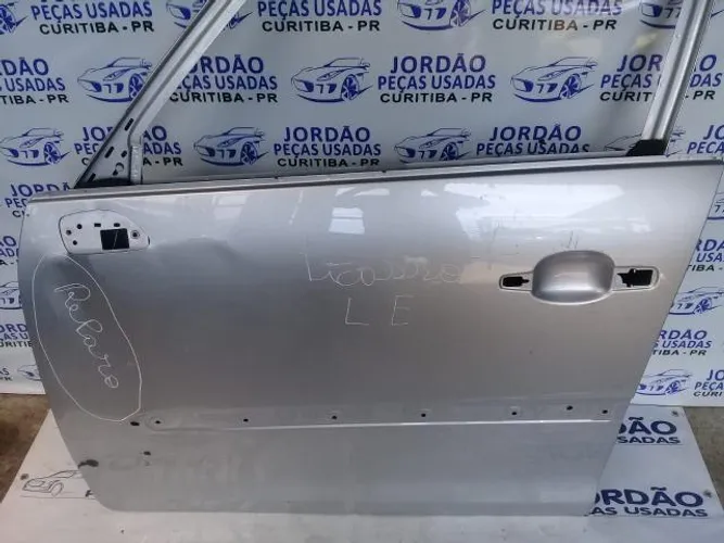 Porta Picasso lado esquerdo