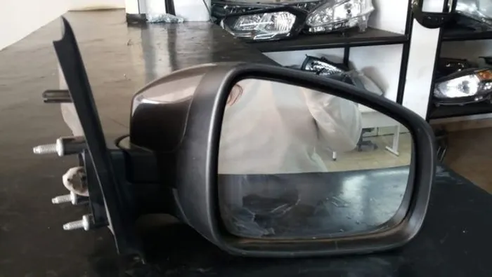 Espelho retrovisor elétrico direito Versa