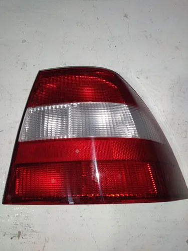 Lanterna traseira vectra 96/99 rubi re cristal L.D-Novo