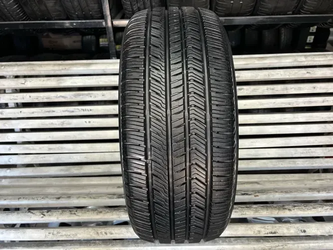 Pneu 235/45/19 Yokohama Geolandar X-CV G057 R$599,00 / Pneu 235/45R19
