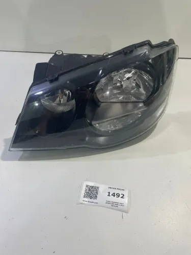 Farol Esquerdo Golf Sportline 2009 a 2013 Detalhe