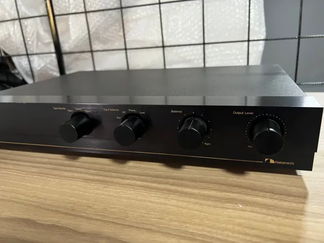 Nakamichi. Pré amplificador + amplificador Hi End