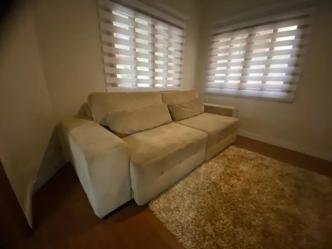 Sofá Retrátil em chenille Marca Plenitude 