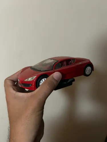 Miniatura Pegeout RCZ