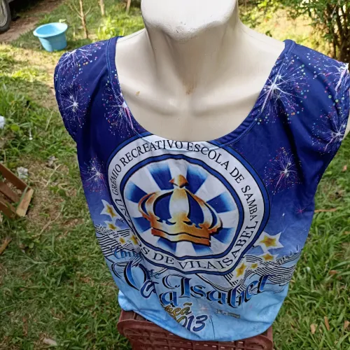 Camisa da unidos de vila Isabel