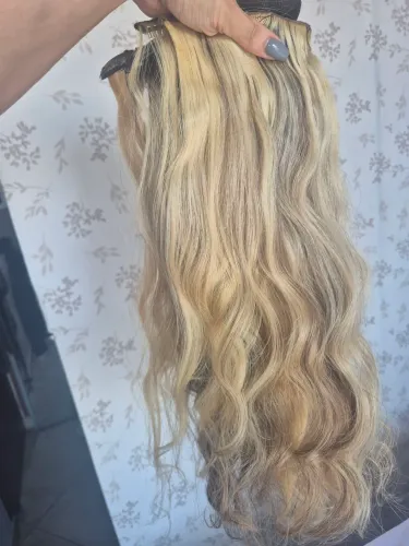 Mega hair lindo e volumoso 