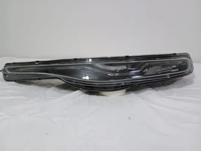 Farol lanterna lateral Fiat Toro c/ led lado direito 2018/2022
