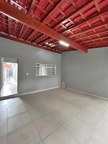 - CASA À VENDA NO MUCA