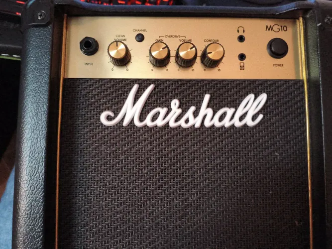 Marshall mg10