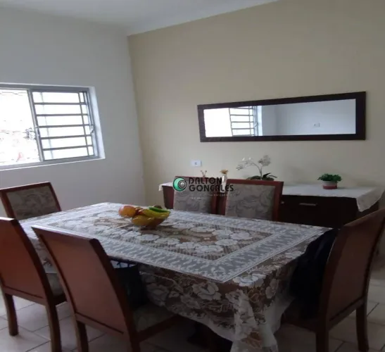 Casa térrea com edícula, 3 dormitórios com suíte, próximo ao centro Indaiatuba SP