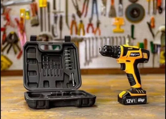 Parafusadeira e Furadeira WAP + Bits + Brocas - Bateria 12V Com Lanterna