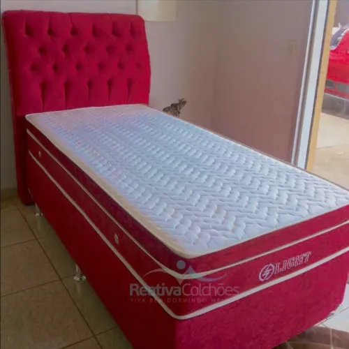 Cama Box com Cabeceira Estofada e Colchão Light