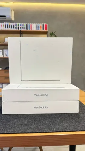 MacBook Air 13' M4 16 Ram 512 SSD Lacrado | Loja Física | 1 Ano Garantia | Até 18x