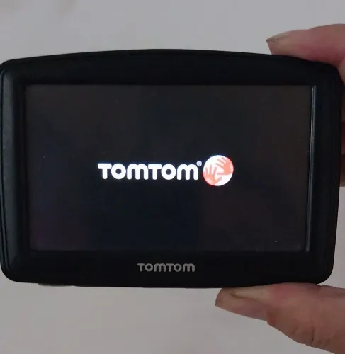 GPS TomTom sem carregador 