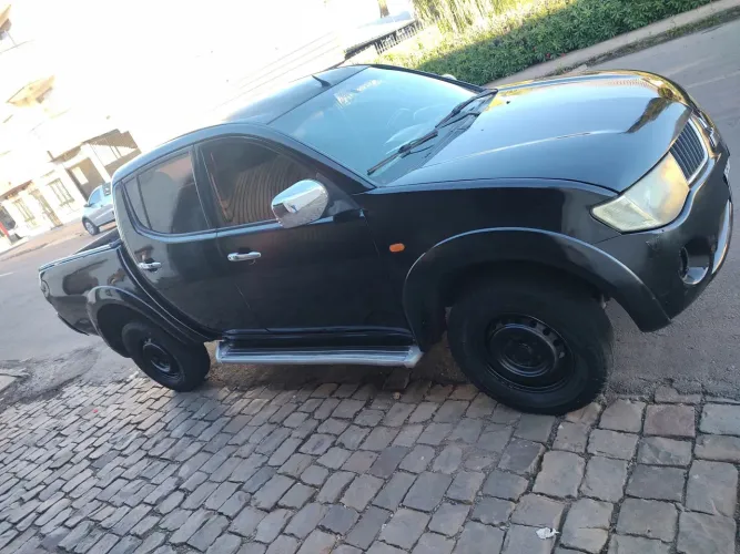 L200 TRITON DIESEL 4X4