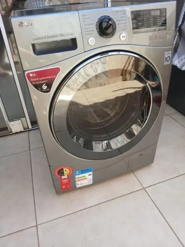 Lavadora e Secadora LG 10kg