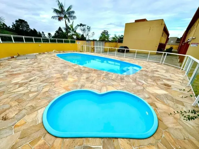 Sobrado à venda, 75 m² por R$ 370.000,00 - Jardim Capricórnio - Caraguatatuba/SP