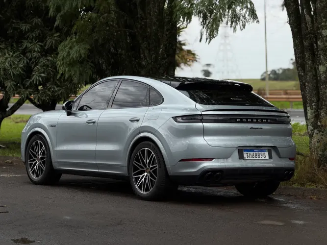 Porsche Cayenne Coupe E-hybrid 3.0 V6 462cv 2025