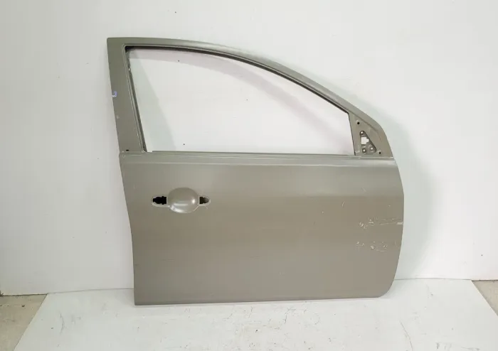 Porta nissan versa nova original 