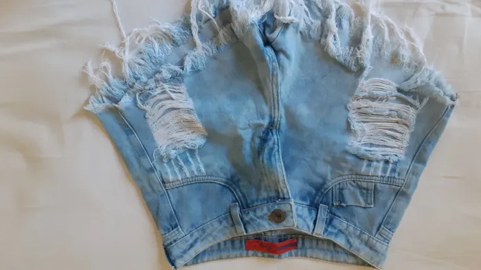 SHORT JEANS