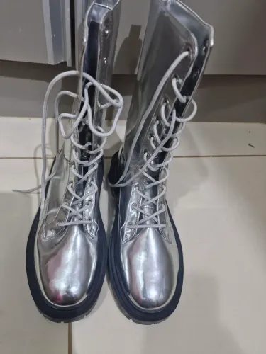 Bota Arezzo 37 - nunca usado - novinha 