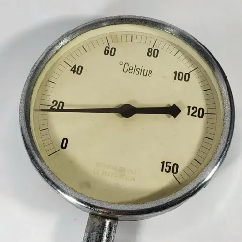 ENORME TERMÔMETRO INDUSTRIAL - CELSIUS de 0 A 150. Na parte inferior do termômetro está es