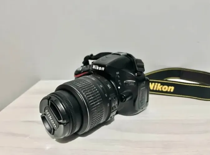 Camera Nikon D5100