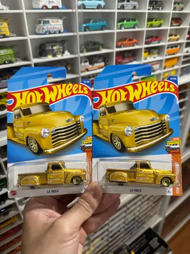 Hot Wheels Hot Trucks 2021 - La Troca Dourada