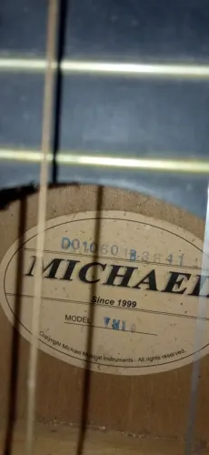 vendo um Violão Michael VM10