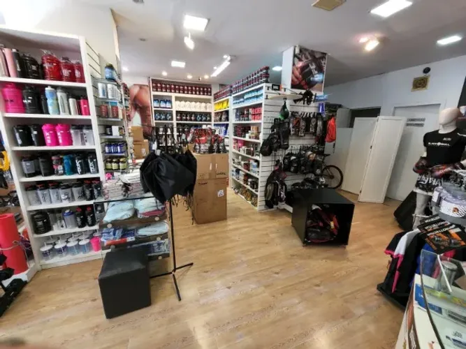 Loja de Suplementos Nutricionais com todo estoque em Balneário Camboriú