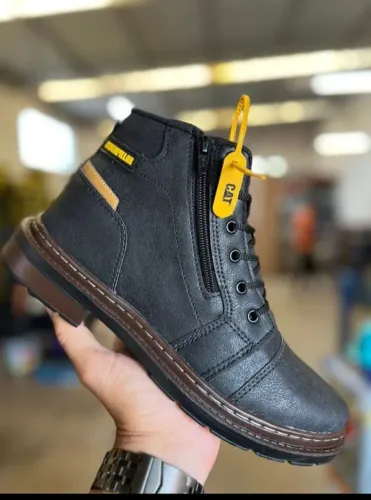 Bota Masculina Caterpillar Preta com zíper 