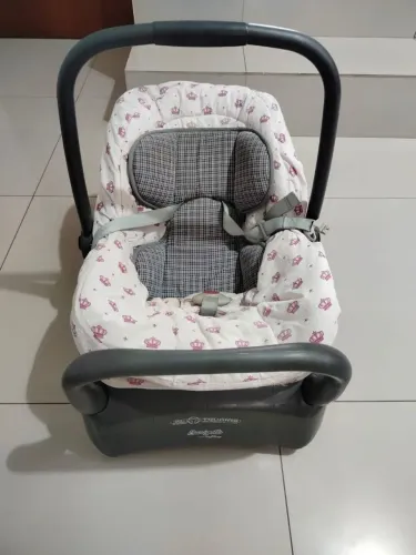 Bebê conforto Burigotto - cadeirinha de bebê para auto