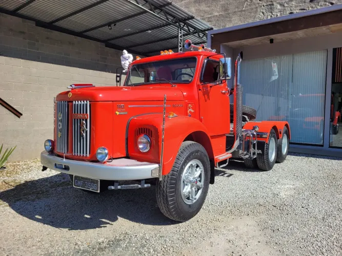 Scania L-110 Super 1976  Placa Preta