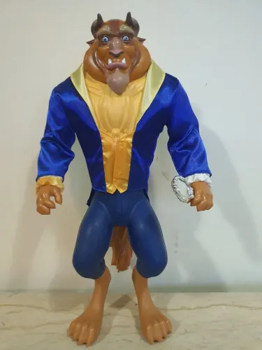 BONECO A FERA DO DESENHO A BELA E A FERA