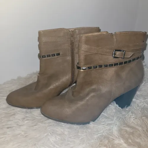 DOAÇÃO Bota feminina Via Marte marrom - Tamanho 39