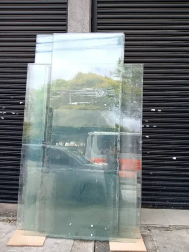 Vidro Temperado folha, unidade R$ 150
