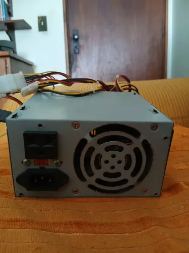 Fonte de Alimentação Coletek 450W (LC-B450E)