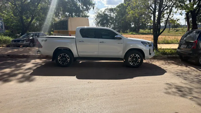 Toyota Hilux CD SRX 4X4 2.8 TDI 16V Diesel Aut. 2024