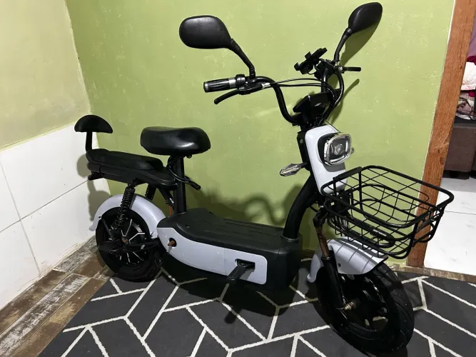 Scooter Eletrica GTS - com Nota Fiscal- Bateria de lítio e GPS