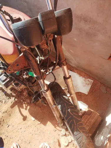 Moto Dafra SPED 150. 