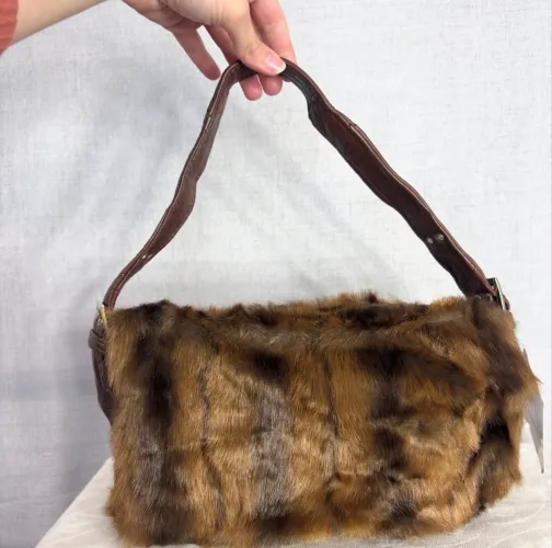 Bolsa de Pelo anos 2000