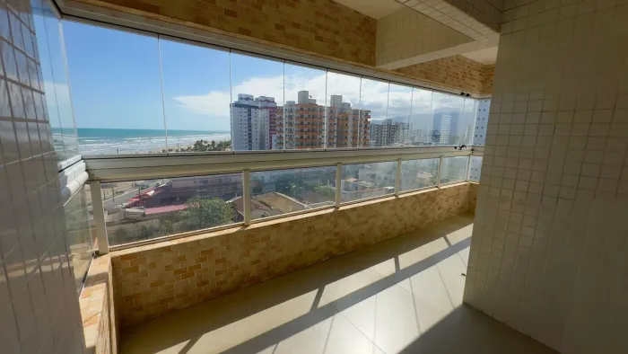 Apartamento 3 Dormitórios com Vista Mar a 50m da Praia Ocian